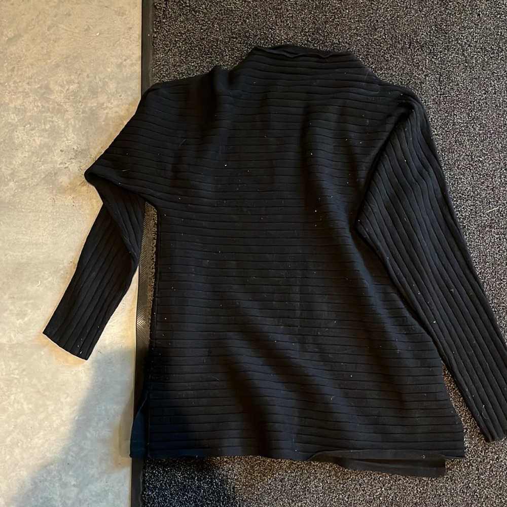Banana Republic black long sleeved